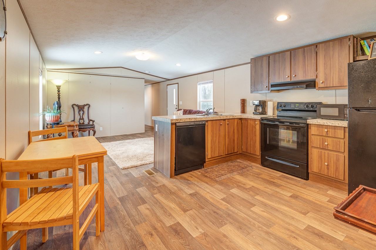 13 Garden Rd #NA - Photo 2 of 14