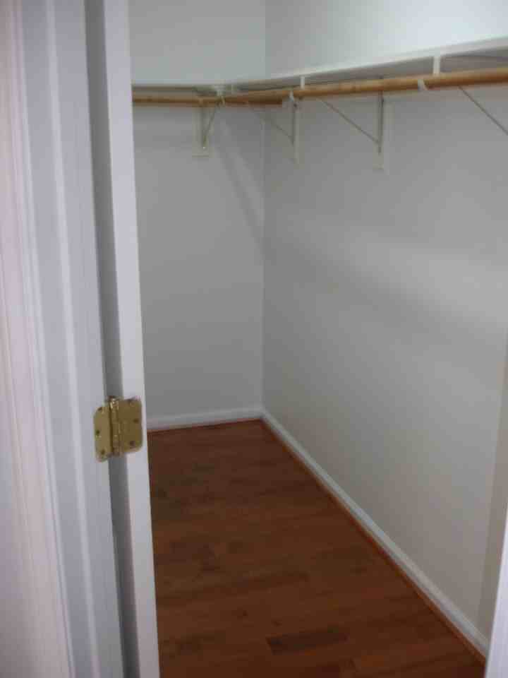 302 Armour St #302 - Photo 3 of 22