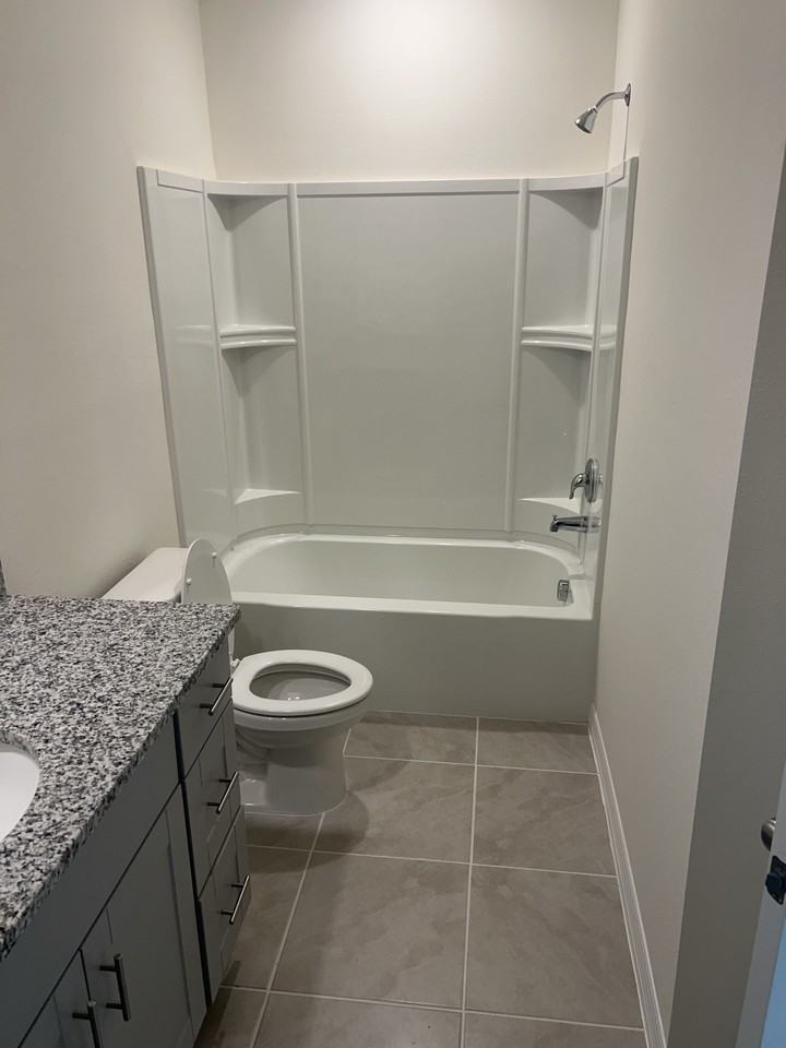 1375 Isleta Loop #NA - Photo 2 of 50