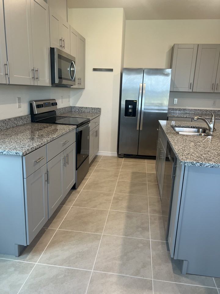 1375 Isleta Loop #NA - Photo 7 of 50