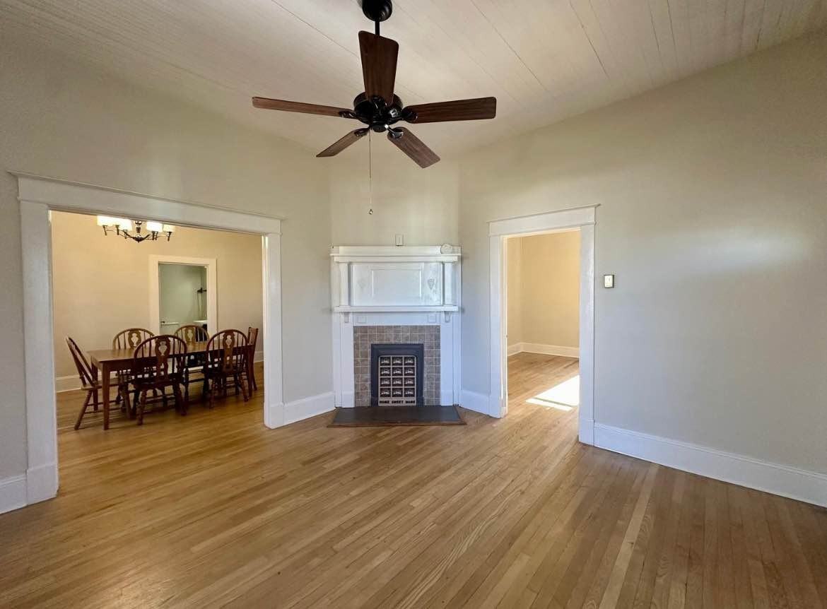 715 Carter St #NA - Photo 3 of 12