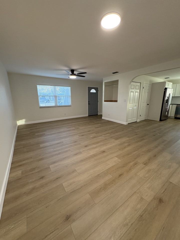 3004 St John Dr #3004 - Photo 6 of 14