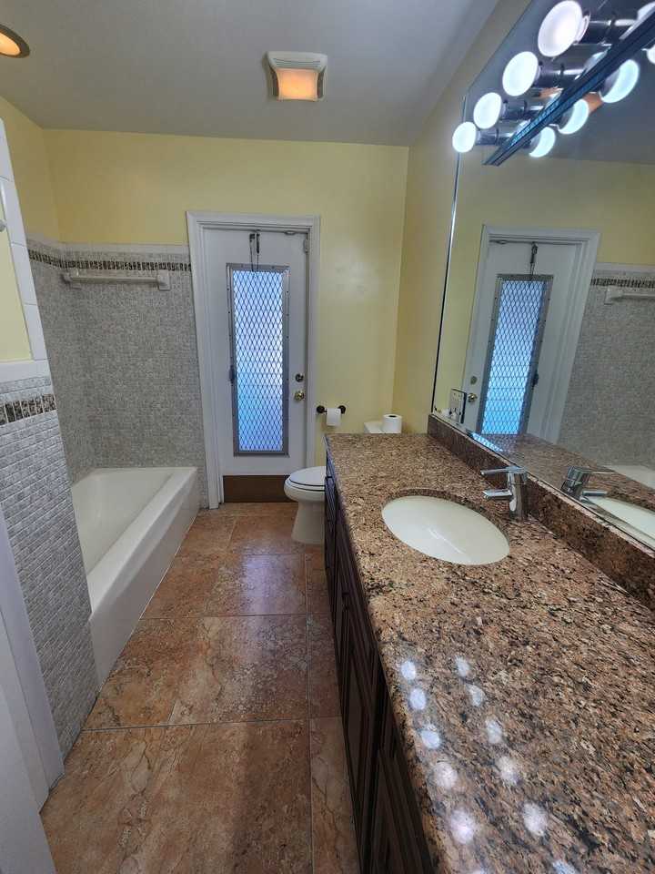 1000 Renmar Dr #NA - Photo 3 of 12