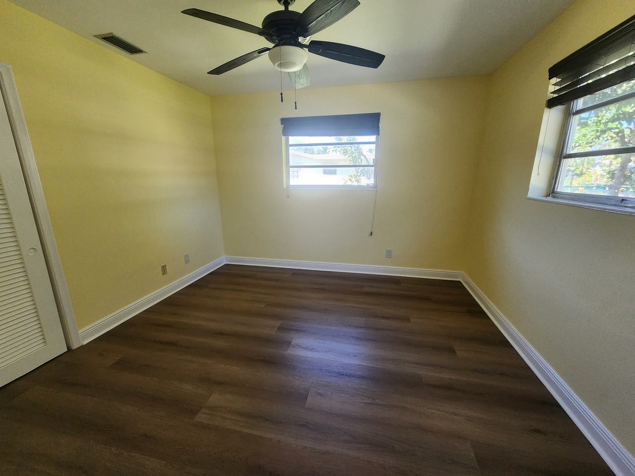 1000 Renmar Dr #NA - Photo 5 of 12