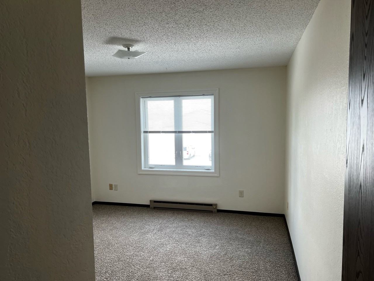 Morning Sun Apartments - Photo 7 of 8