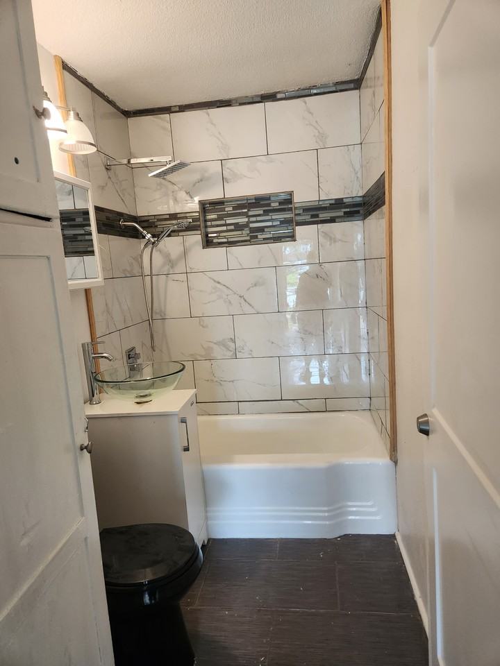 5338 Mcclelland Dr #1 - Photo 5 of 6