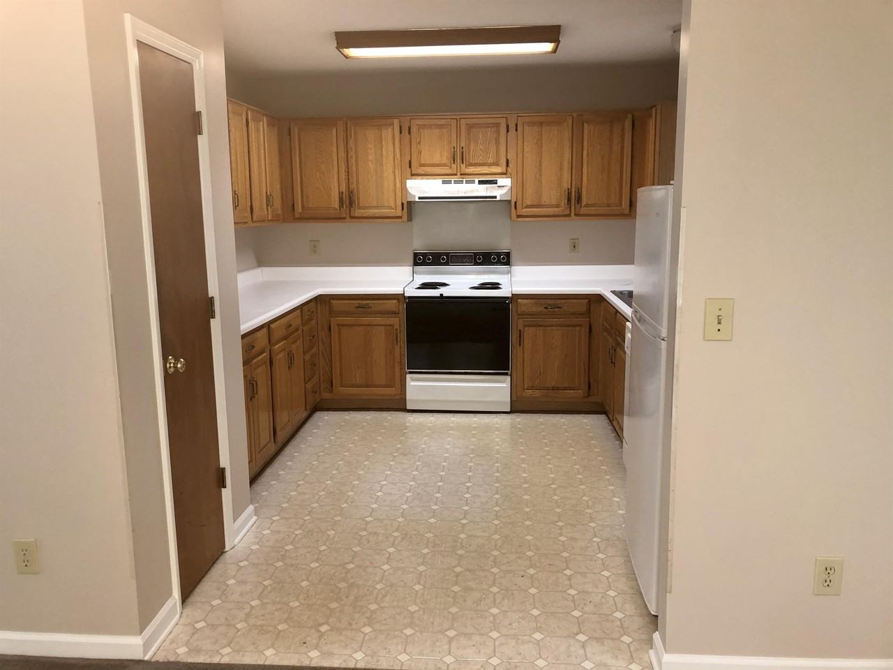 296 Park Ln #1 - Photo 4 of 10