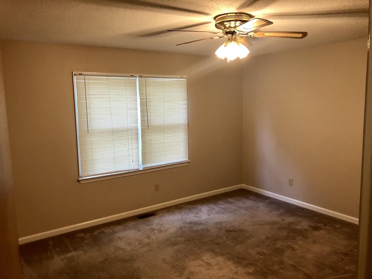 296 Park Ln #1 - Photo 6 of 10