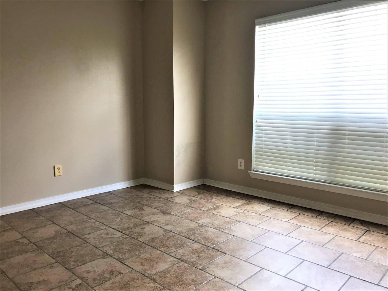 335 Egan Dr #1 - Photo 4 of 37