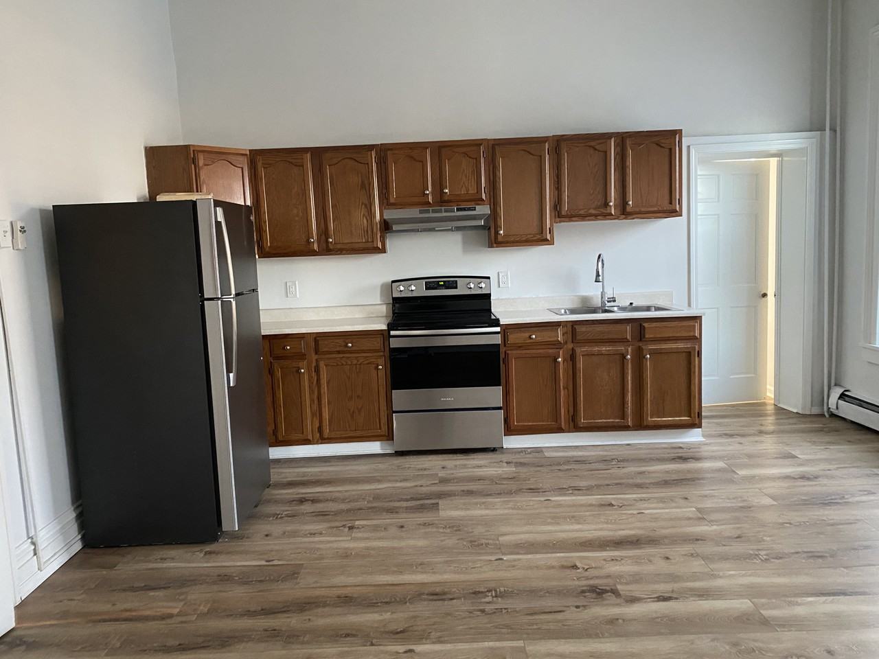 227 E High St #4 - Photo 4 of 10