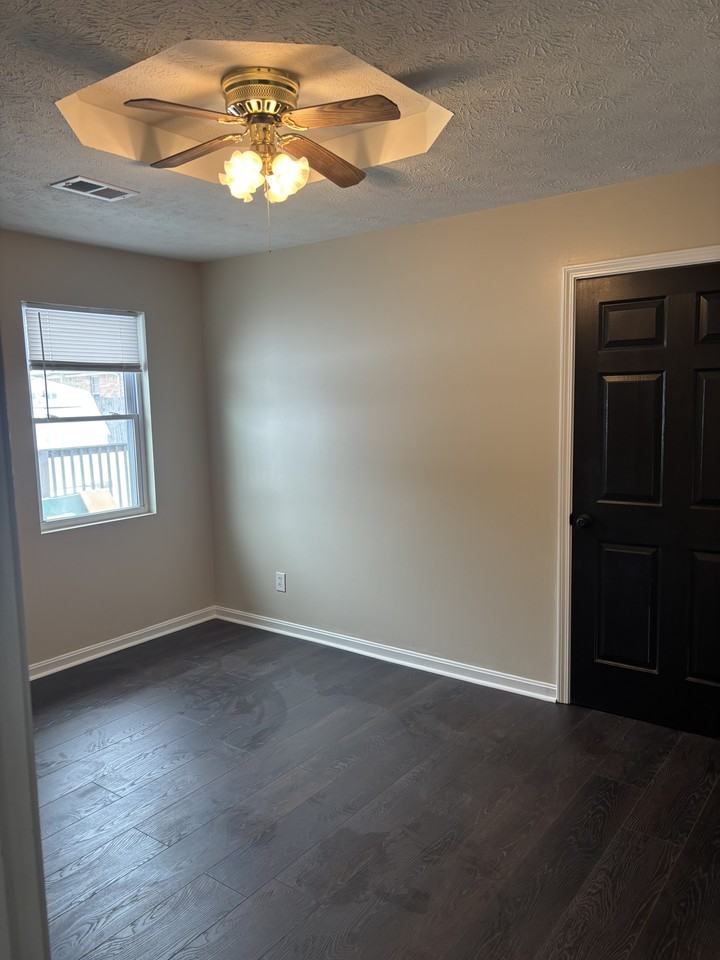 203 Cypress St #NA - Photo 5 of 11