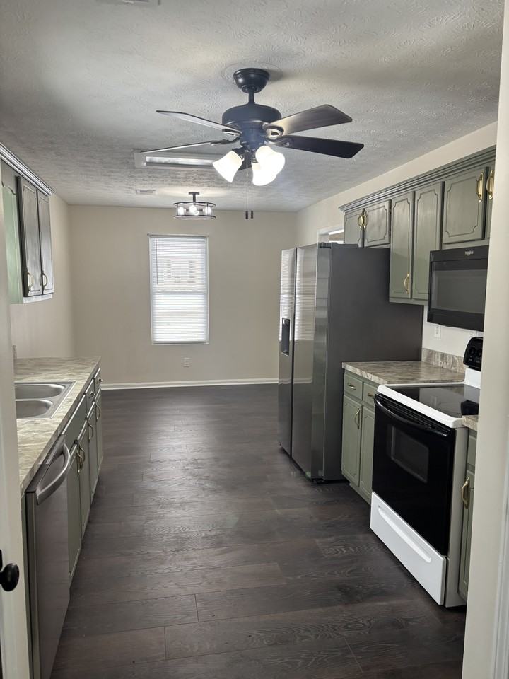 203 Cypress St #NA - Photo 7 of 11