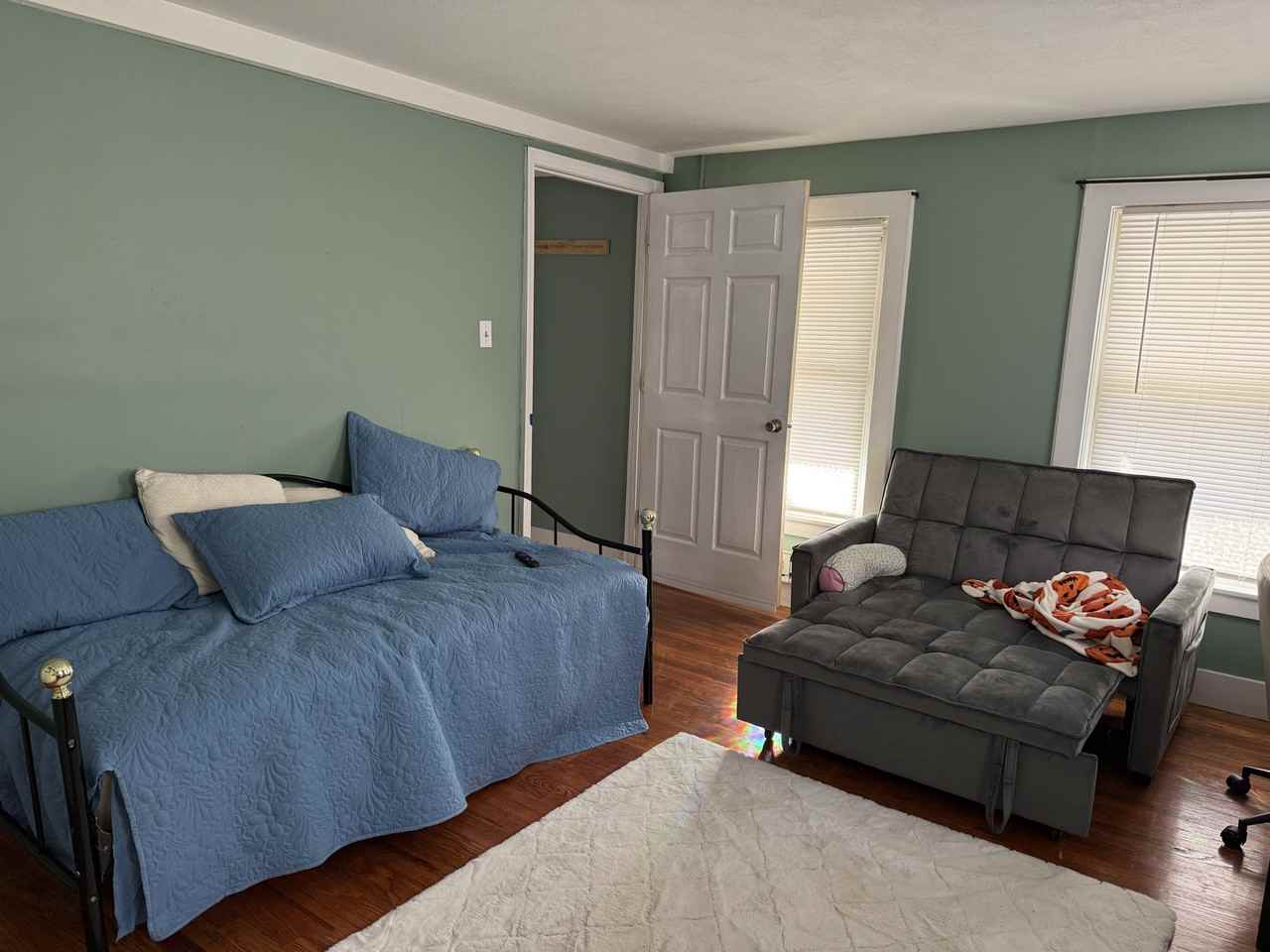 9 Raynes Ct #2VACANT - Photo 6 of 13