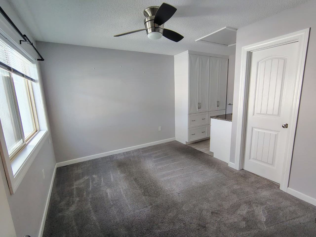 453 Prestwick Pl #1 - Photo 5 of 17