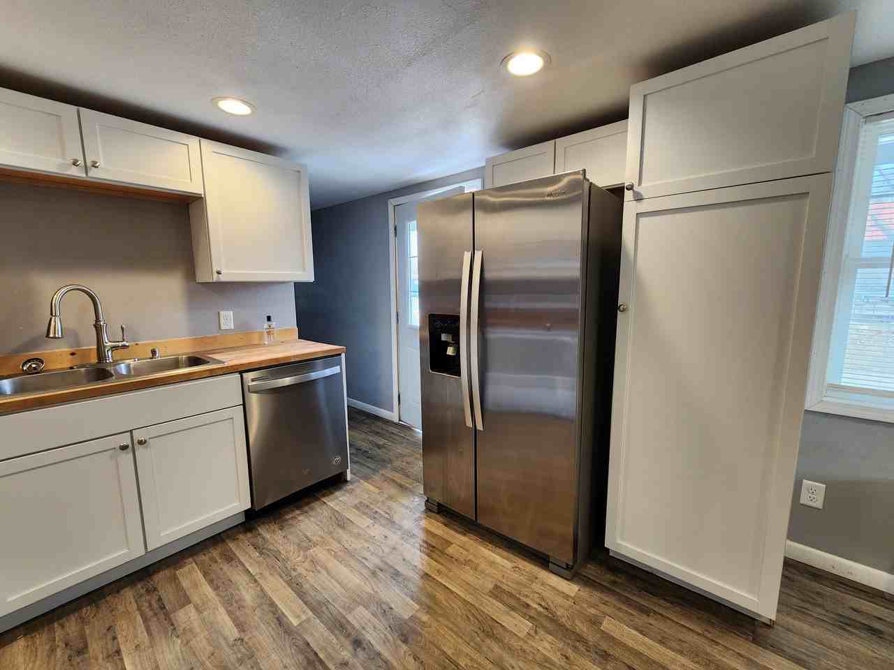 609 1st Street WestApt E #1 - Photo 4 of 13