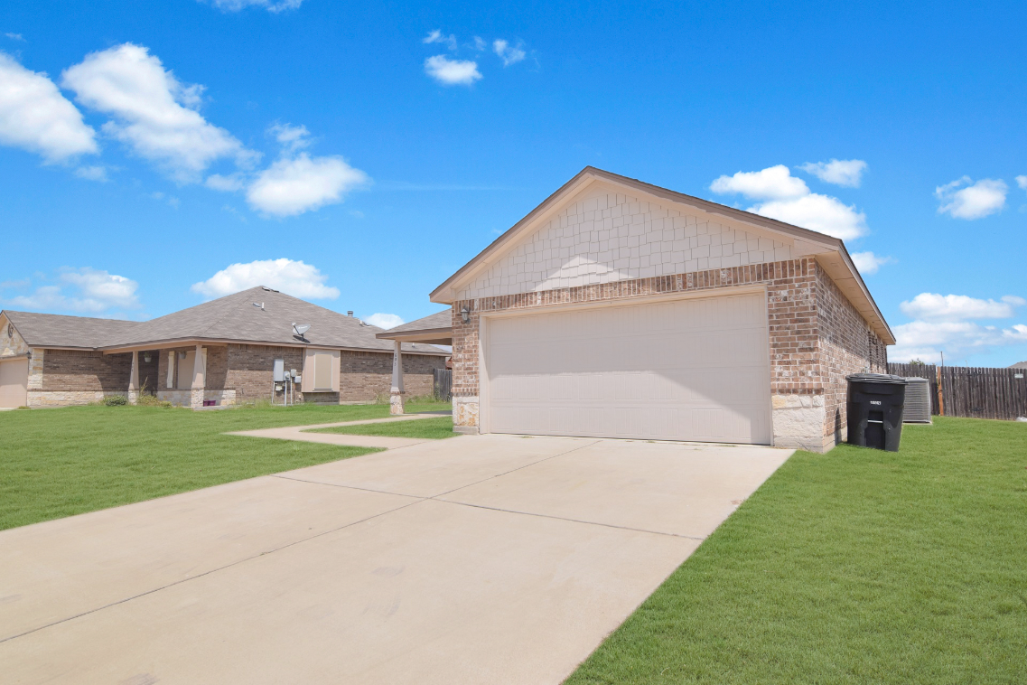 603 W Vega Ln #NA - Photo 2 of 19