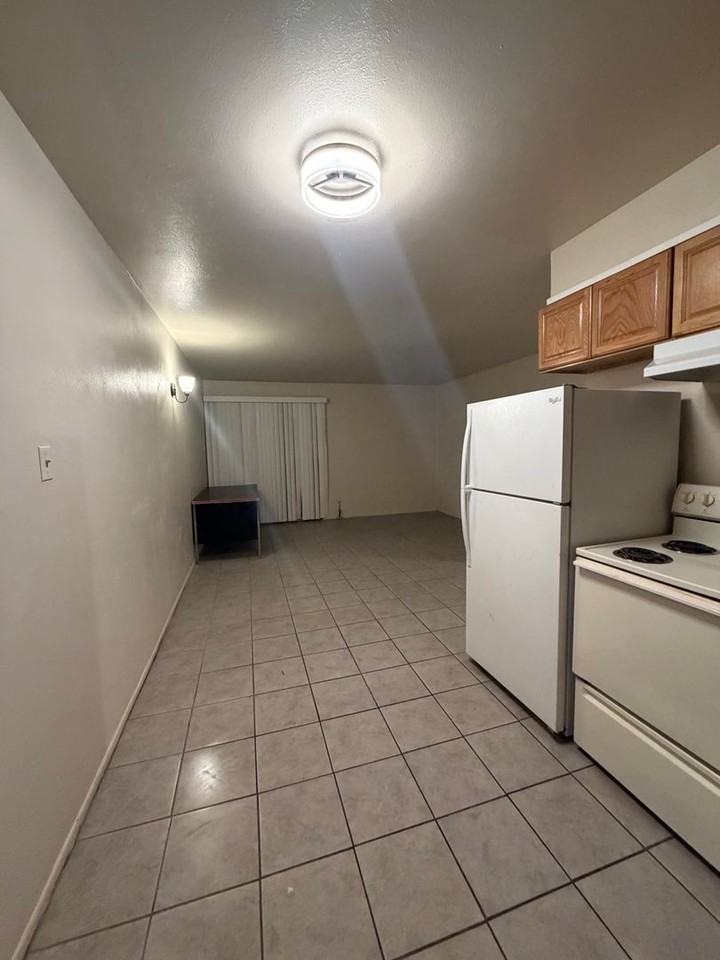 Bel Air Apartments - Photo 3 of 20