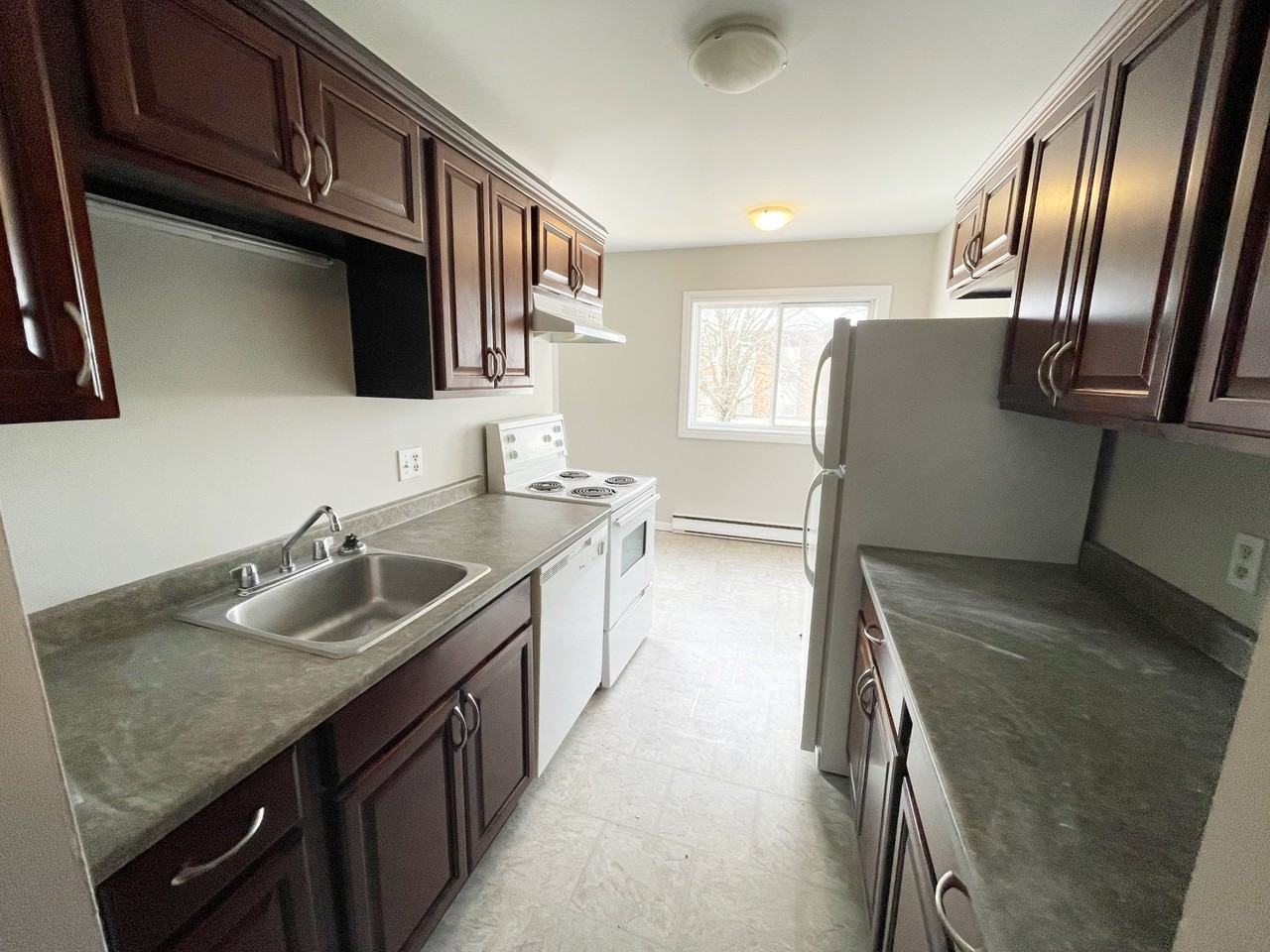 534 Bonita Ave #5 - Photo 5 of 13