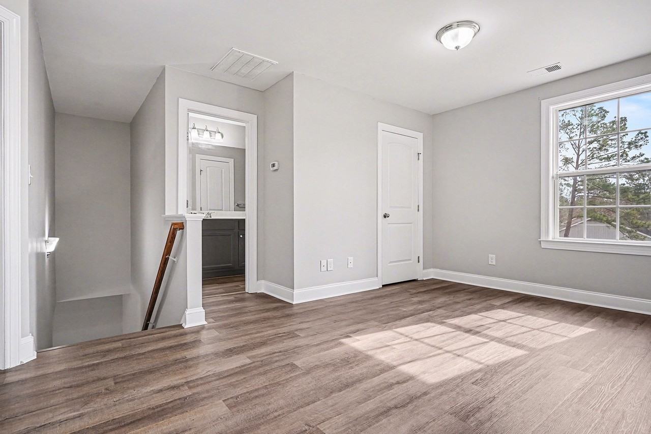 201 Phillips Ridge Ln #NA - Photo 6 of 35