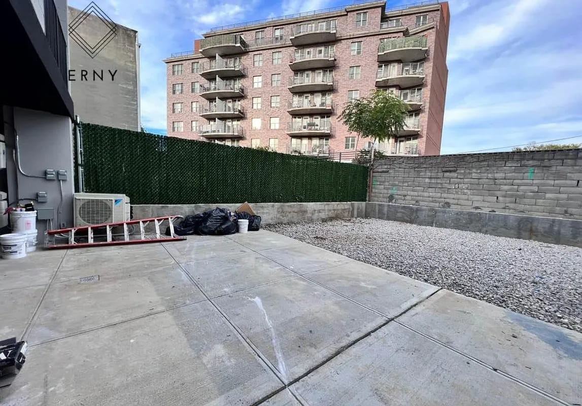 53 East 51st Street #1 - Photo 7 of 7