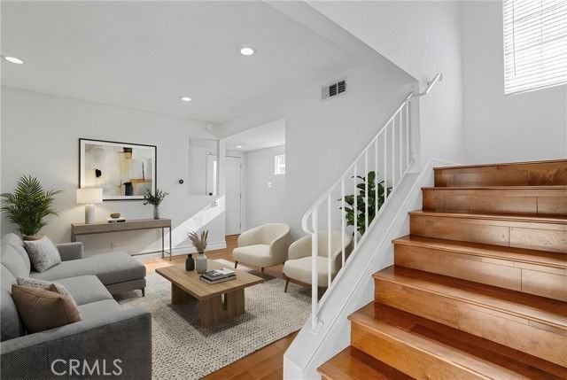 11535 Culver Blvd - Photo 5 of 8