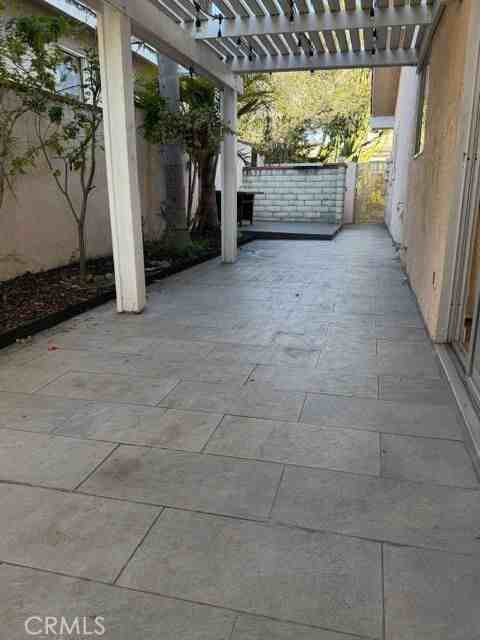 2122 Marshallfield Ln #1 - Photo 5 of 8