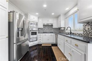 featured image of 1712 Speyer Ln