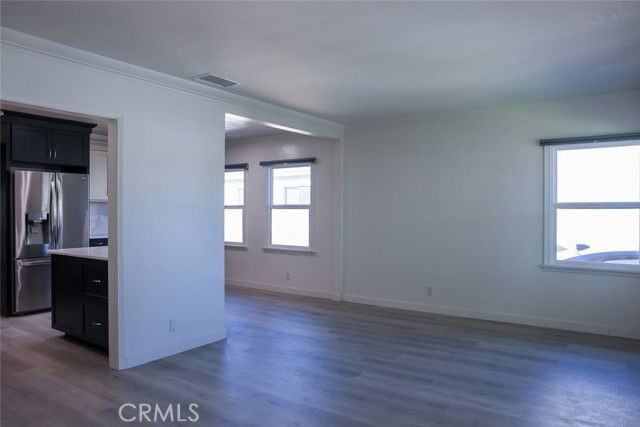 11253 Segrell Way - Photo 3 of 8