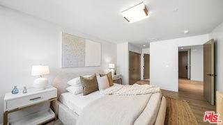 153 San Vicente Blvd #3E - Photo 4 of 8