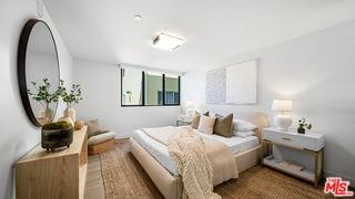 153 San Vicente Blvd #3E - Photo 5 of 8