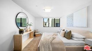 153 San Vicente Blvd #3E - Photo 7 of 8