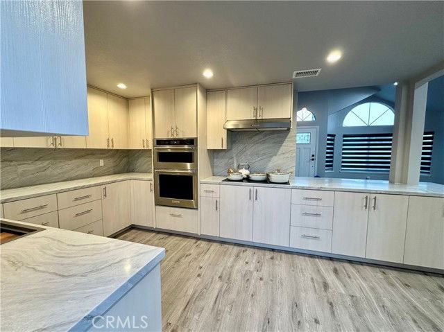 26182 Vintage Woods Rd - Photo 5 of 8