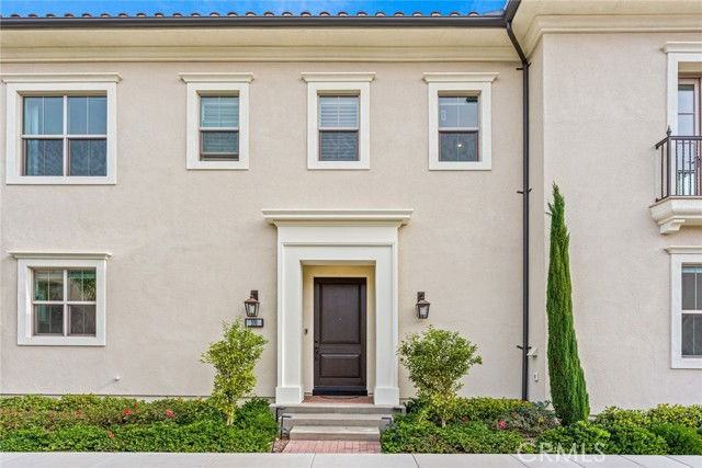 108 Yellow Iris - Photo 2 of 8