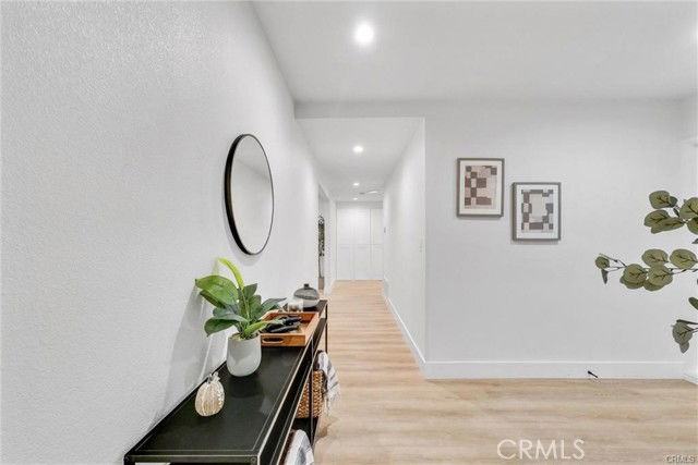 16129 Evans Cir - Photo 3 of 8