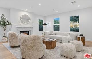 4525 Greenbush Ave - Photo 4 of 8