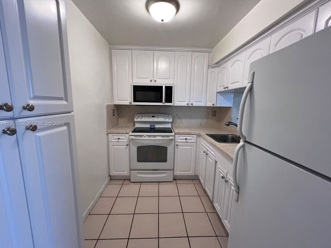 11800 Sw 18th St - Photo 7 of 8