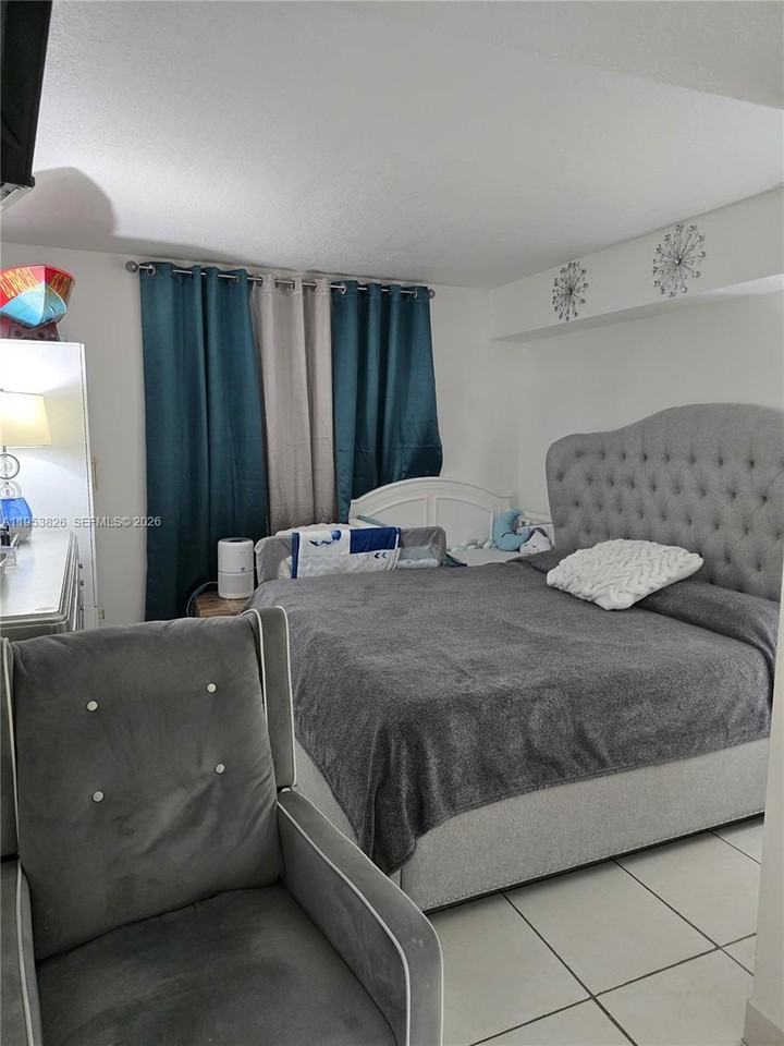 7205 Nw 173rd Dr #607-6 - Photo 4 of 8