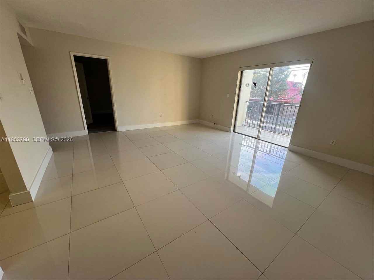 5731 Nw 37th St #218 - Photo 3 of 8