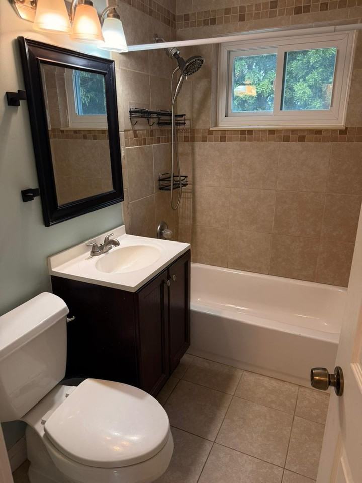 Greenbriar Dr - Photo 2 of 7