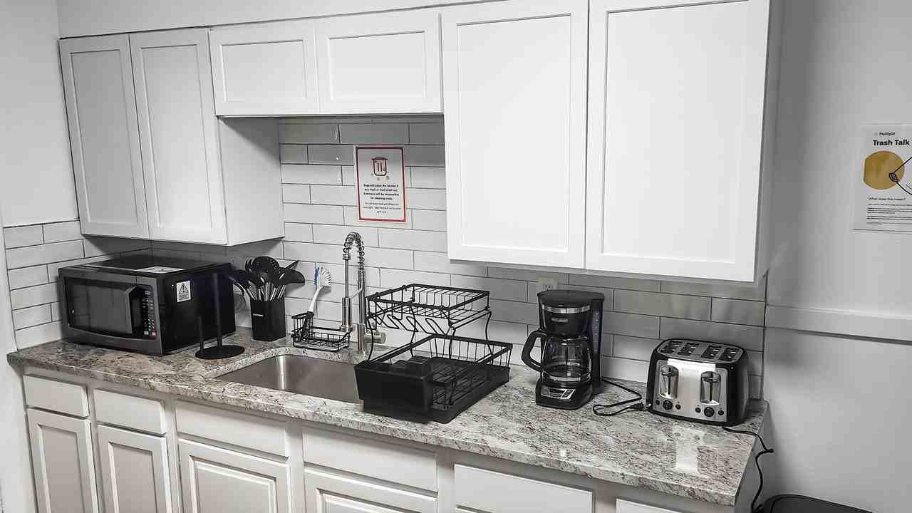 Milan Ave - Photo 2 of 20