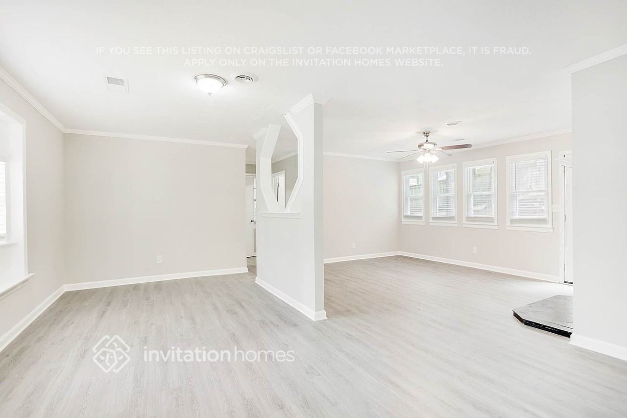 6823 Springwood Dr - Photo 5 of 23