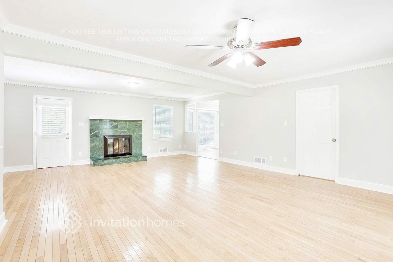 562 Rollingwood Dr - Photo 3 of 14