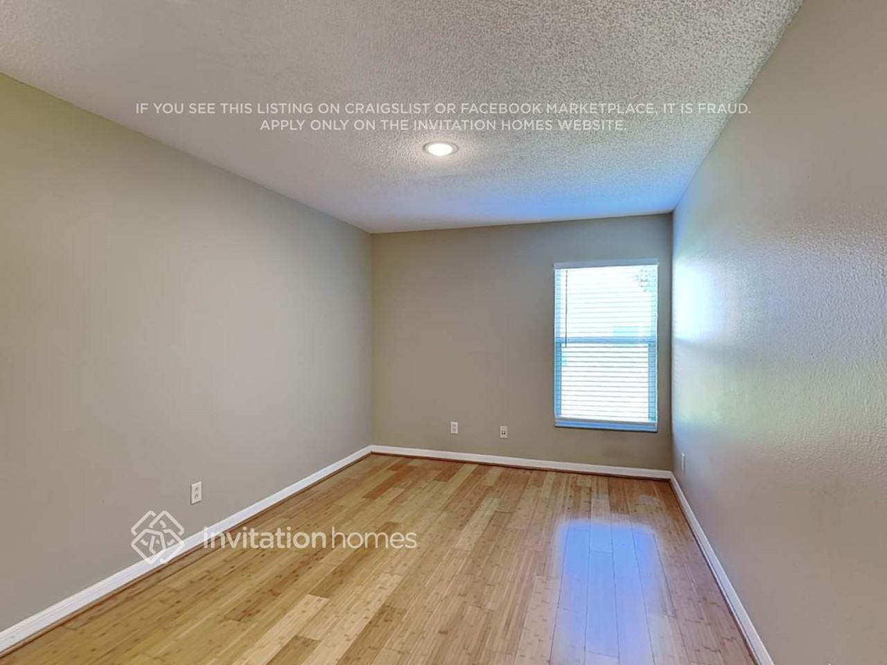 4229 Berkeley Dr - Photo 4 of 23