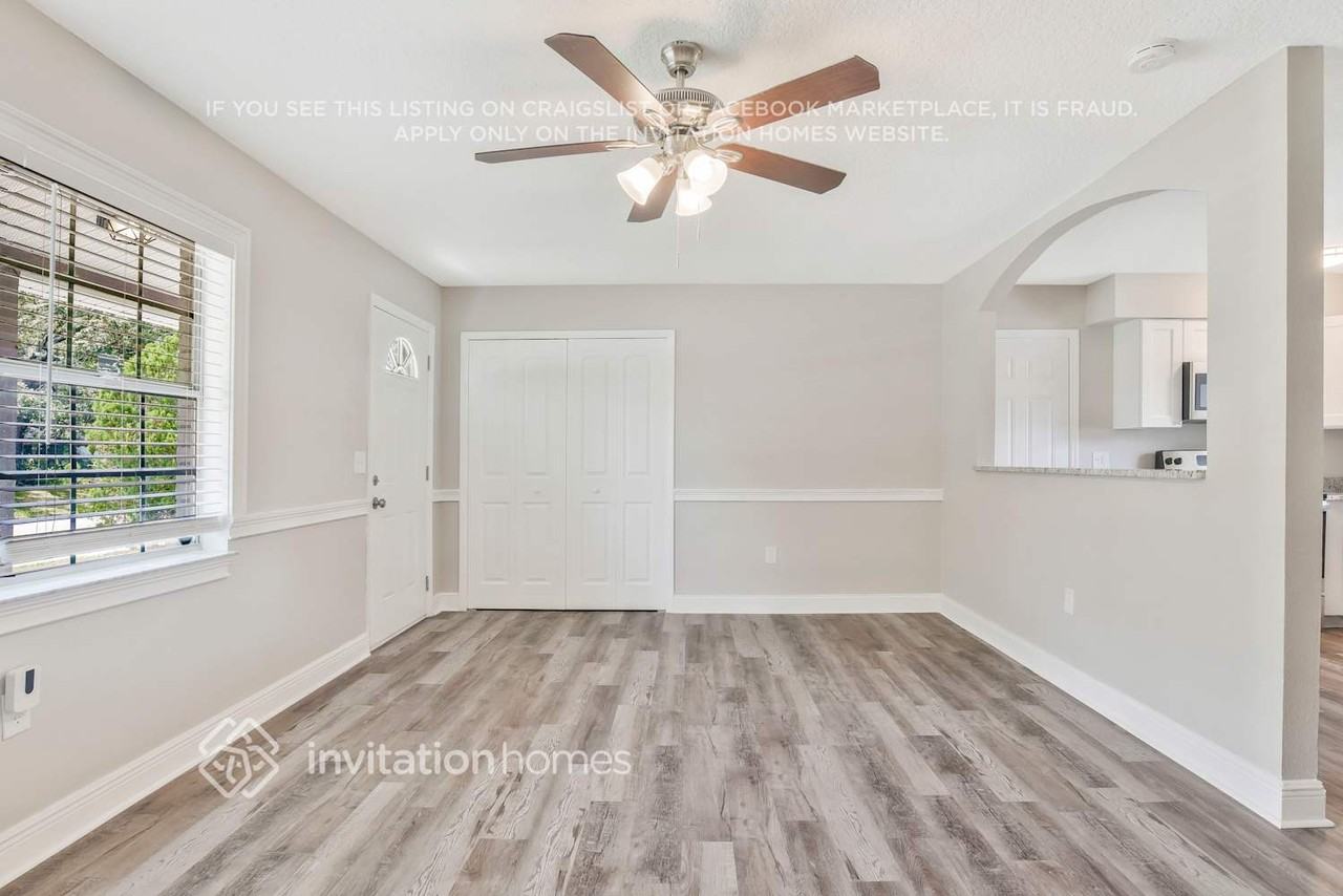 3668 Yosemite Dr - Photo 5 of 26