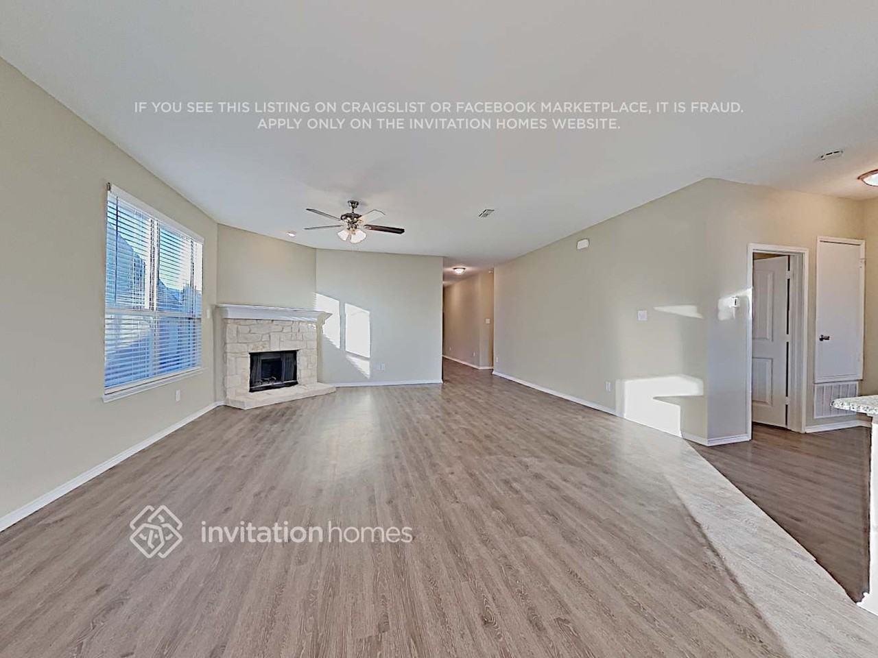 3205 Peninsula Trl - Photo 4 of 21