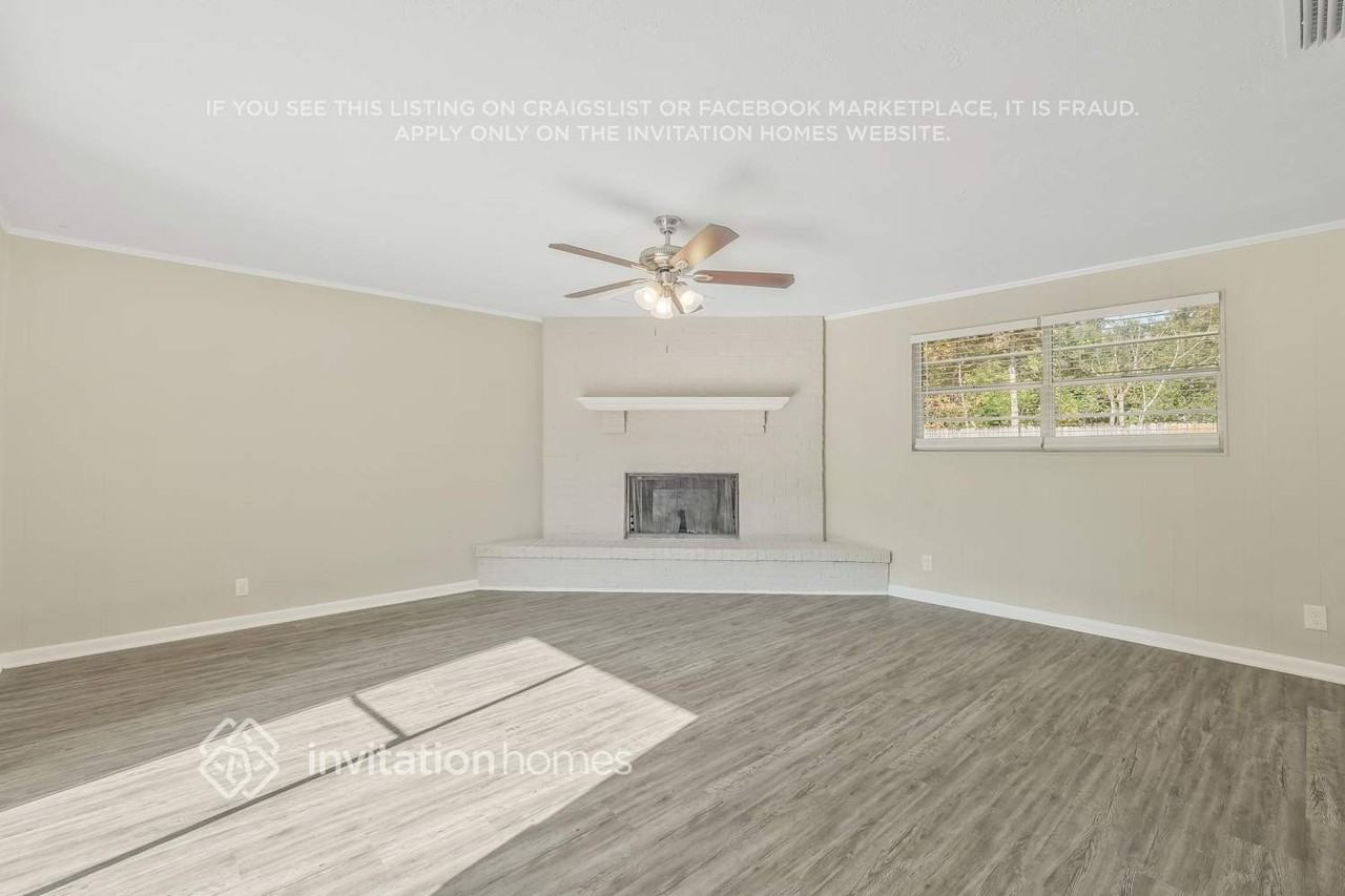 5028 Mcmanus Dr - Photo 4 of 26