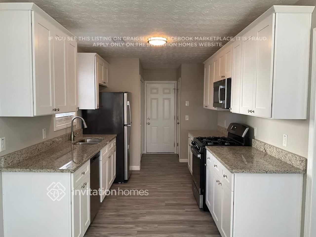 10 Kentshire Pl - Photo 4 of 13