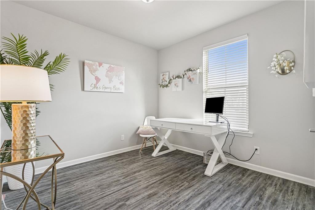 7548 1st Lake Dr - Photo 2 of 21