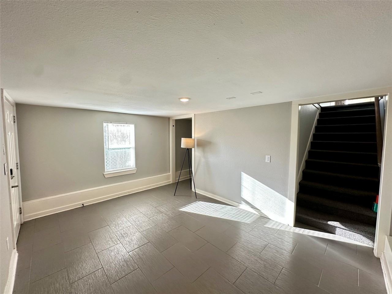 1304 Avenue N - Photo 3 of 15