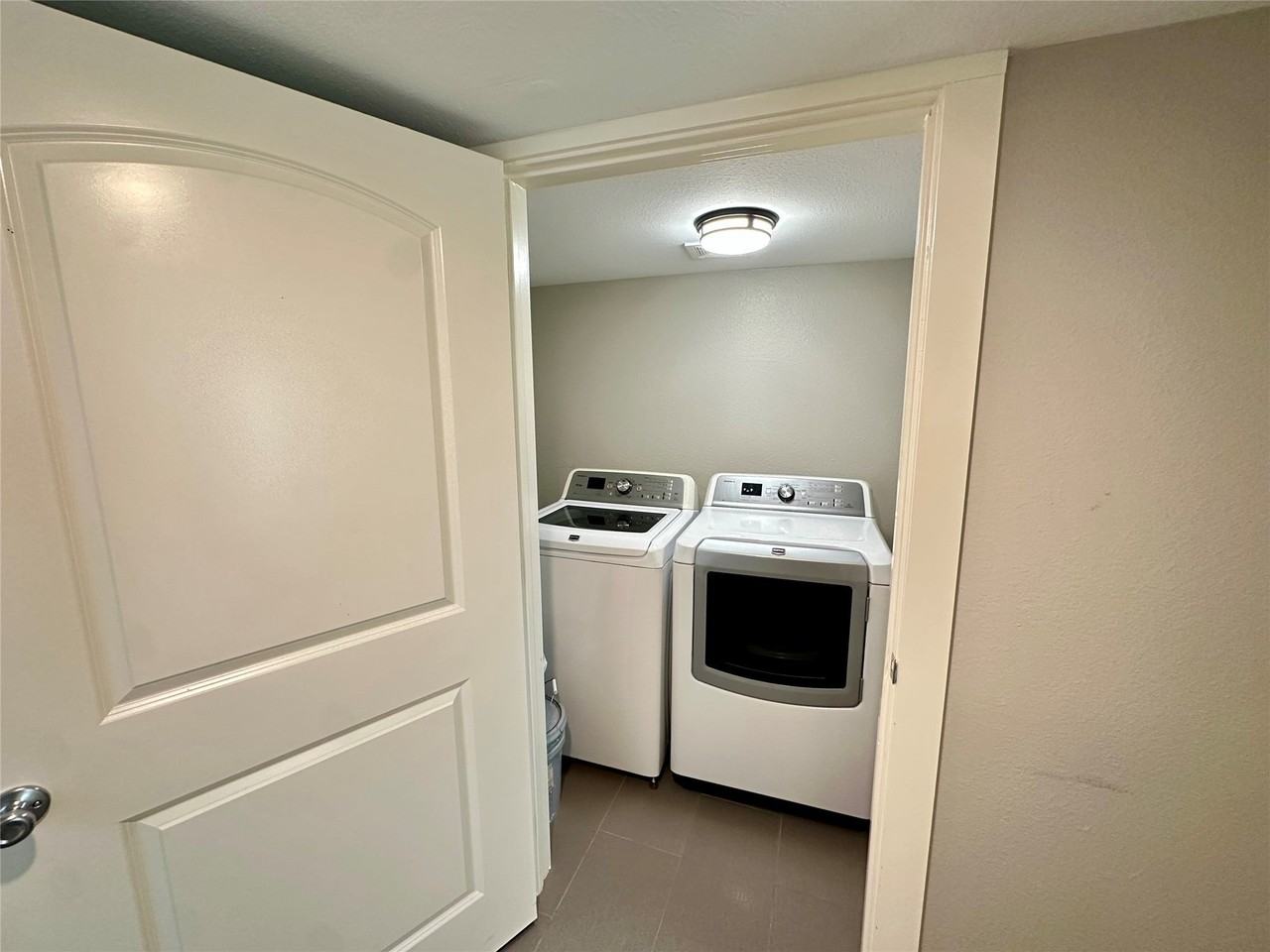 1304 Avenue N - Photo 7 of 15